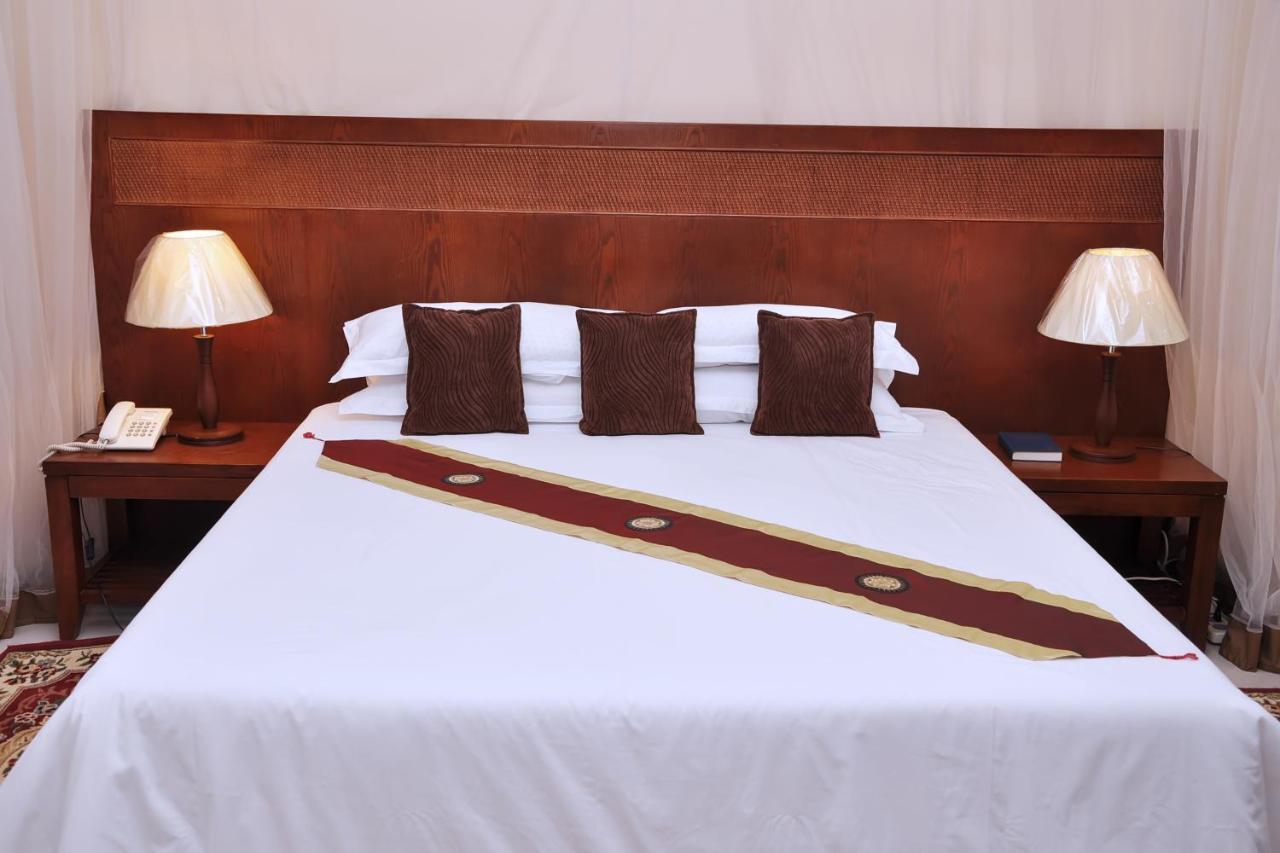 Garr Hotel Kigali Exterior photo
